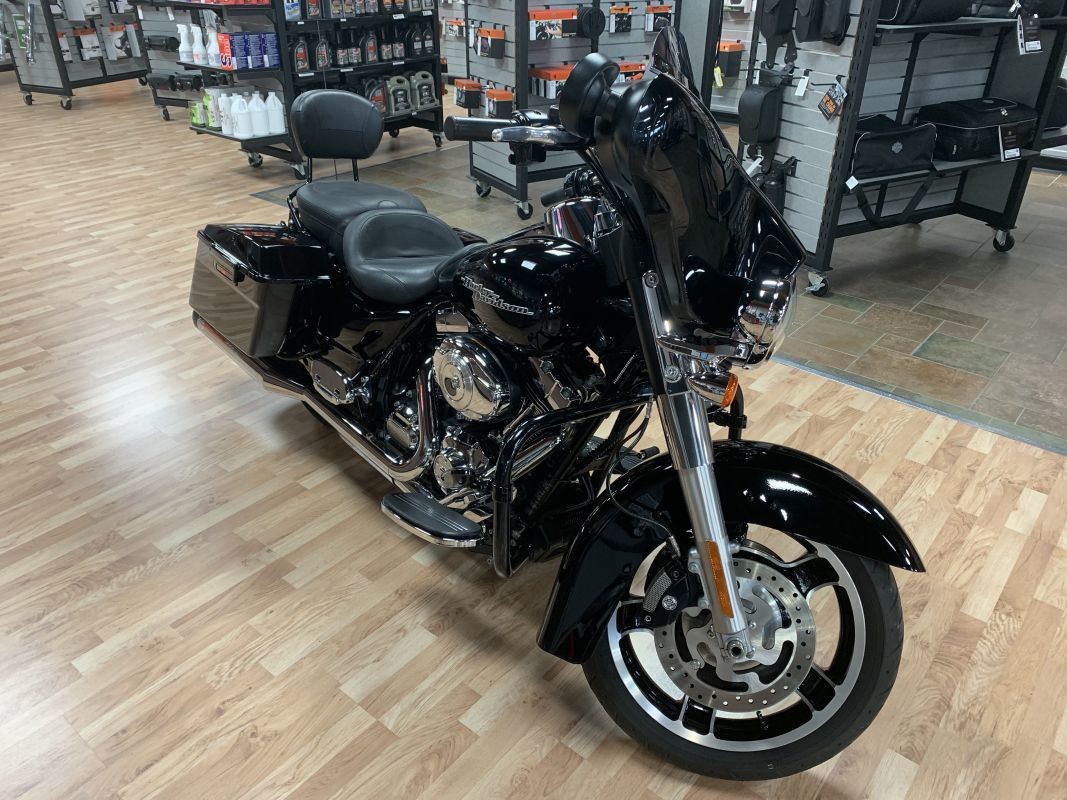 2013 HarleyDavidson Street Glide for sale serving Oshkosh, Neenah