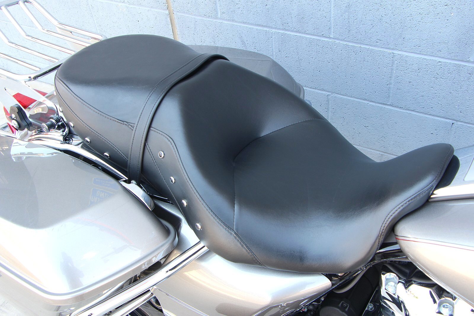 2017 Harley-Davidson Road King [10]