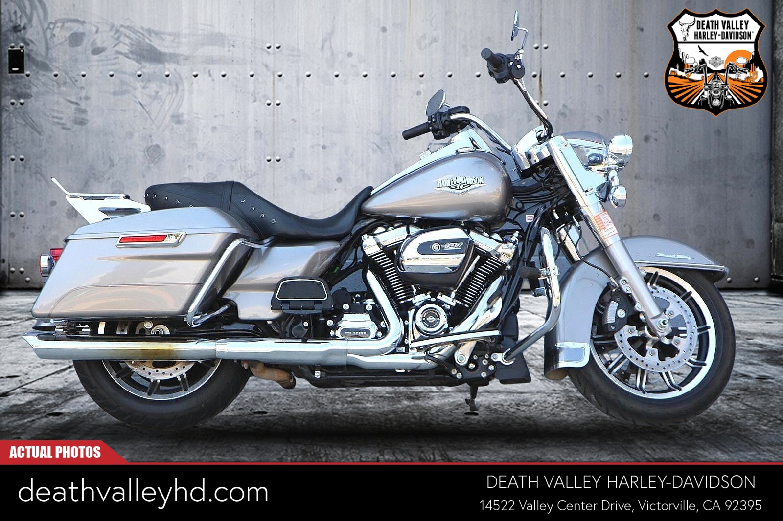 2017 Harley-Davidson Road King [9]