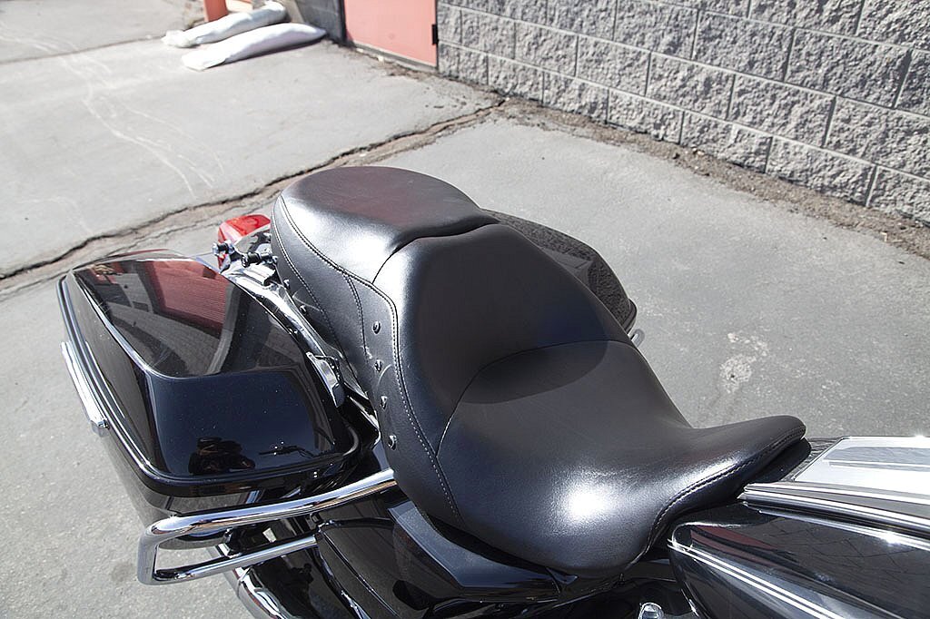 2017 Harley-Davidson Road King [3]