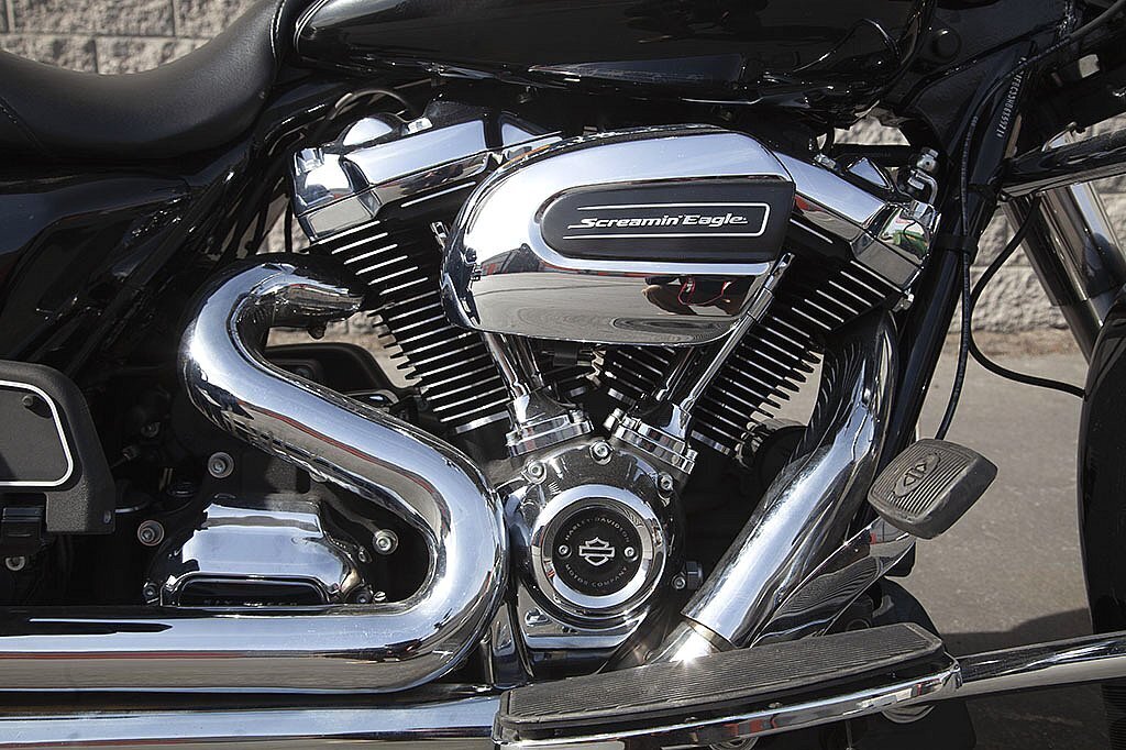 2017 Harley-Davidson Road King [4]