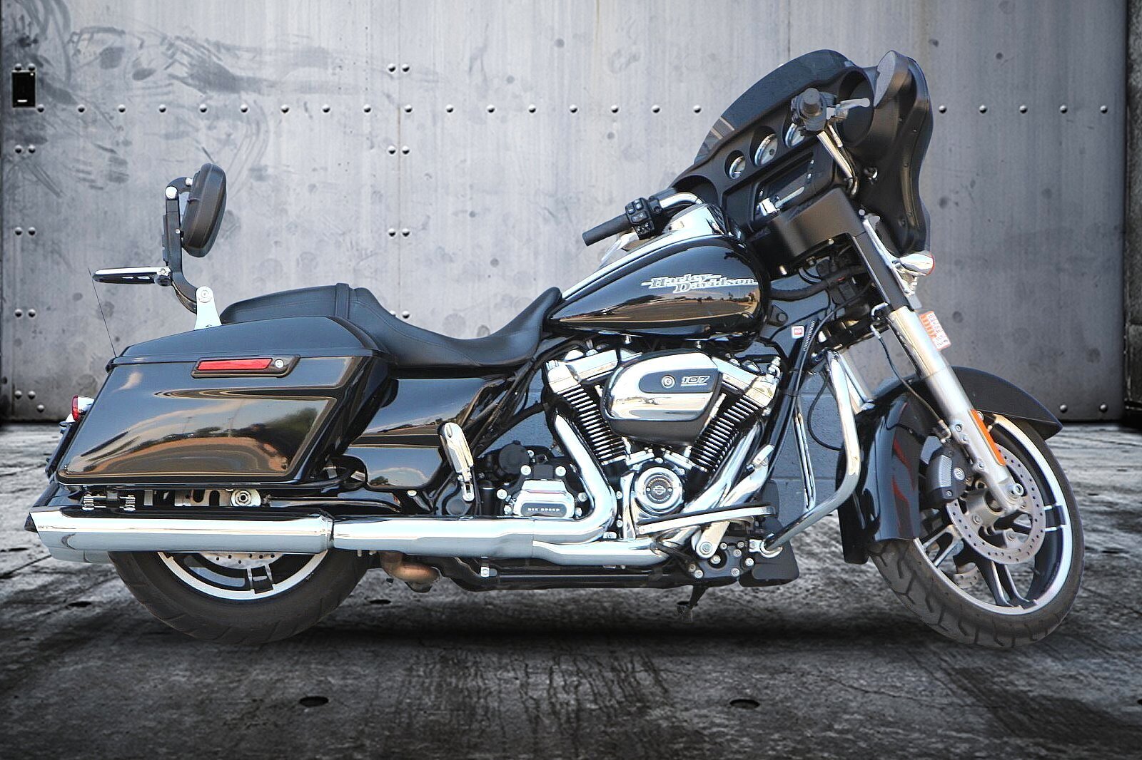 2018 Harley-Davidson Street Glide [1]