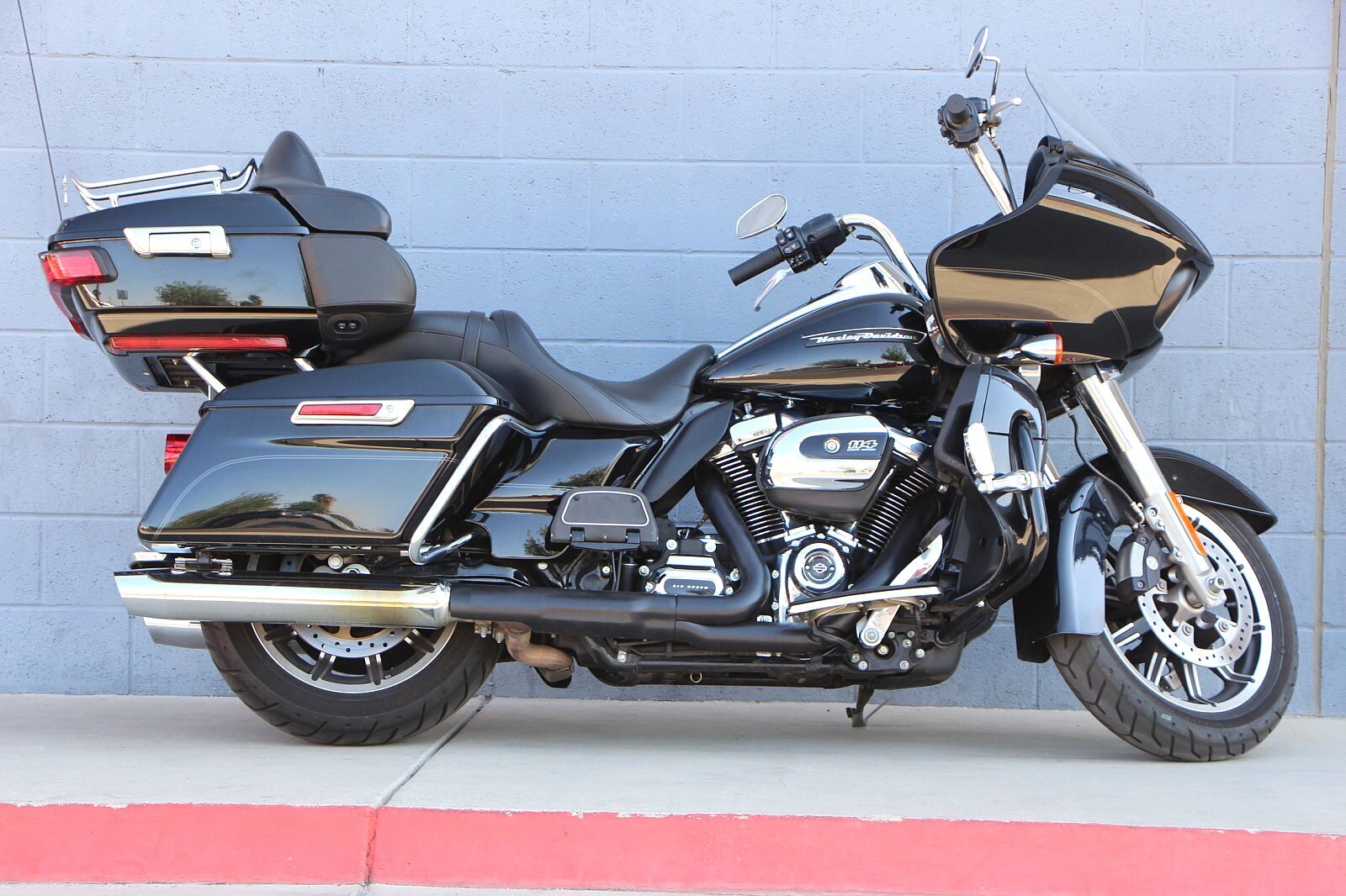 2019 Harley-Davidson FLTRU [17]