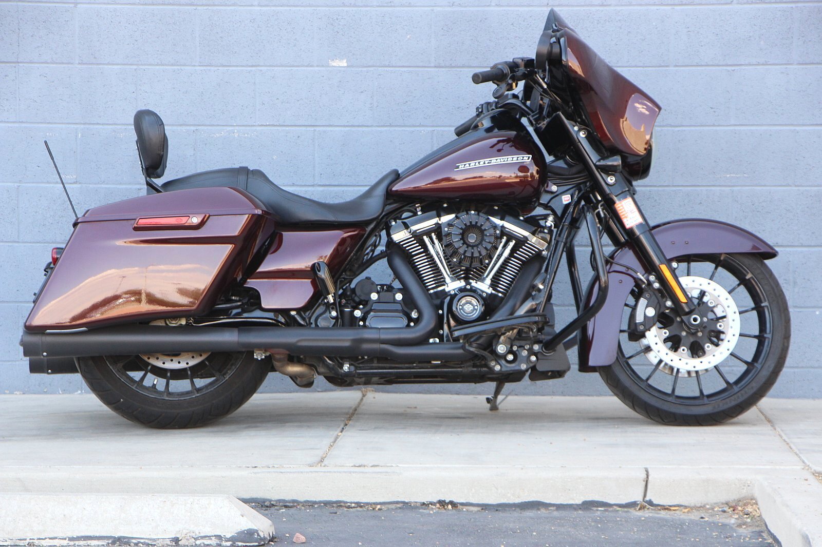 2018 Harley-Davidson Street Glide Special [20]