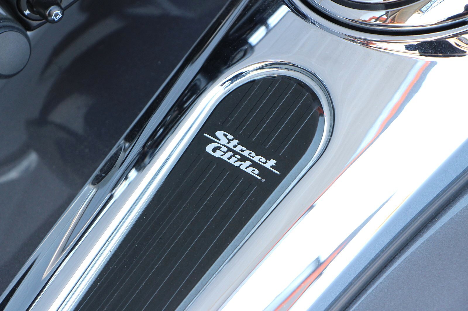 2014 Harley-Davidson Street Glide Special [14]