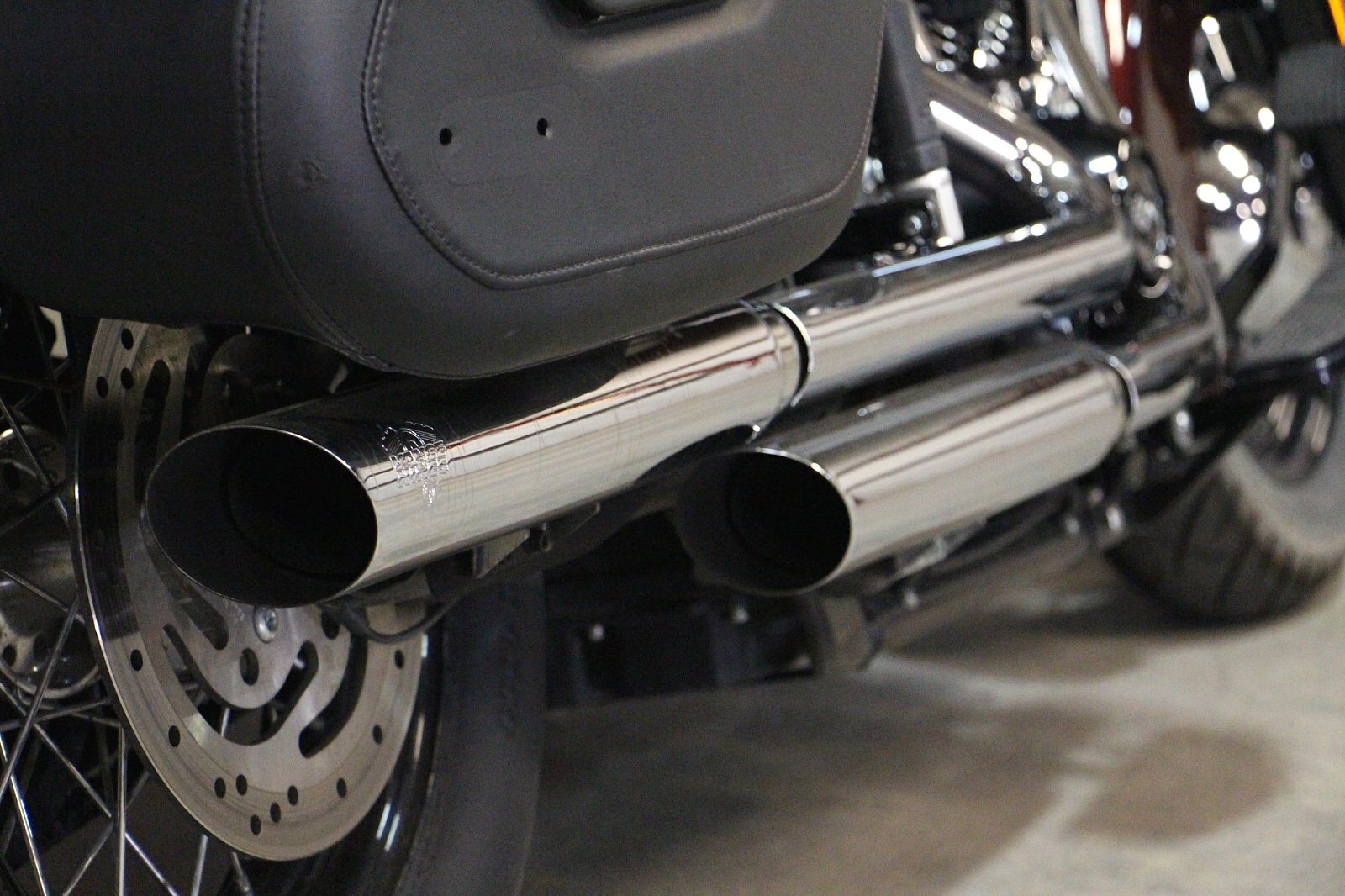 2018 Harley-Davidson FLHCS [15]