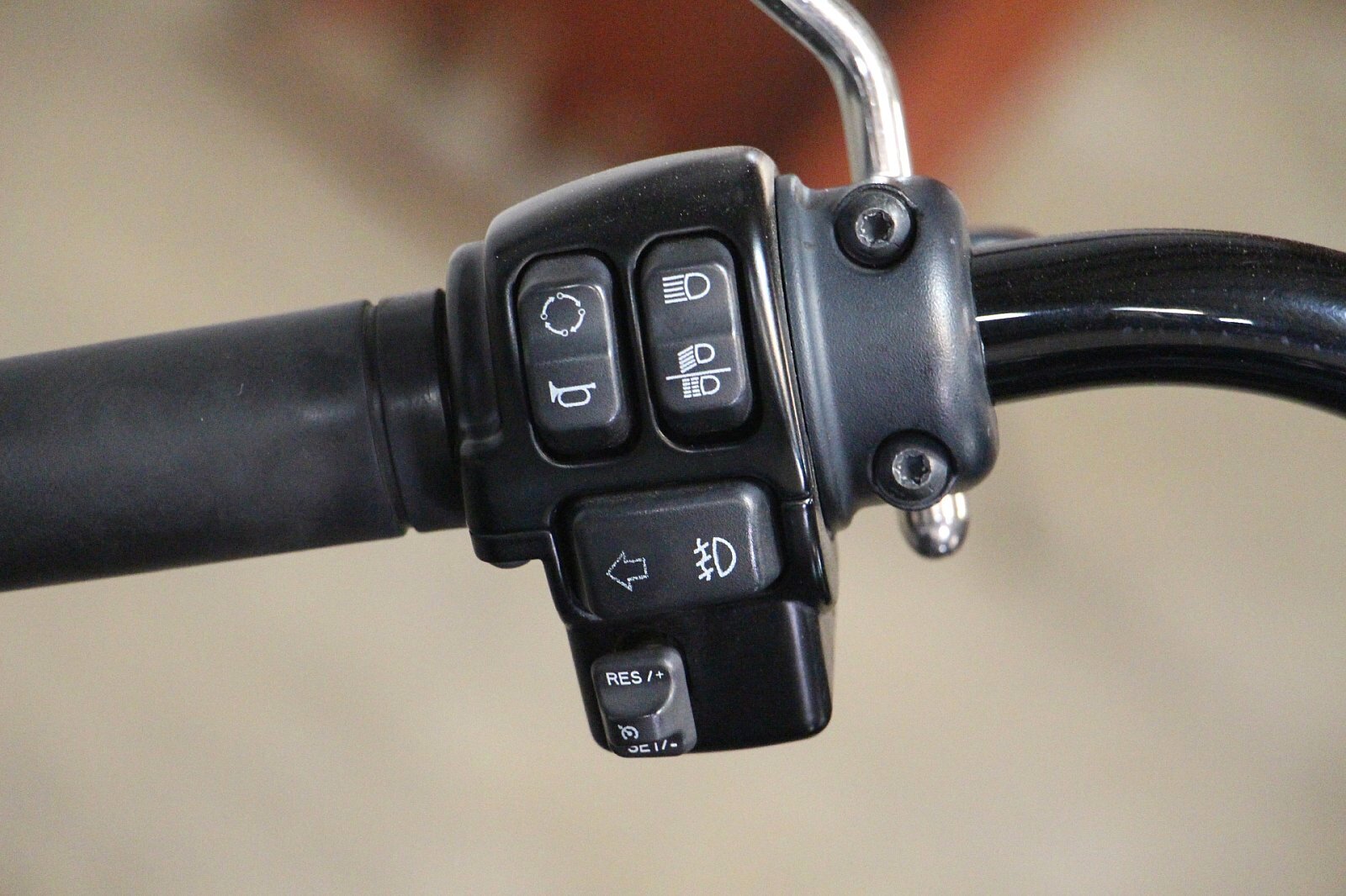 2018 Harley-Davidson FLHCS [16]