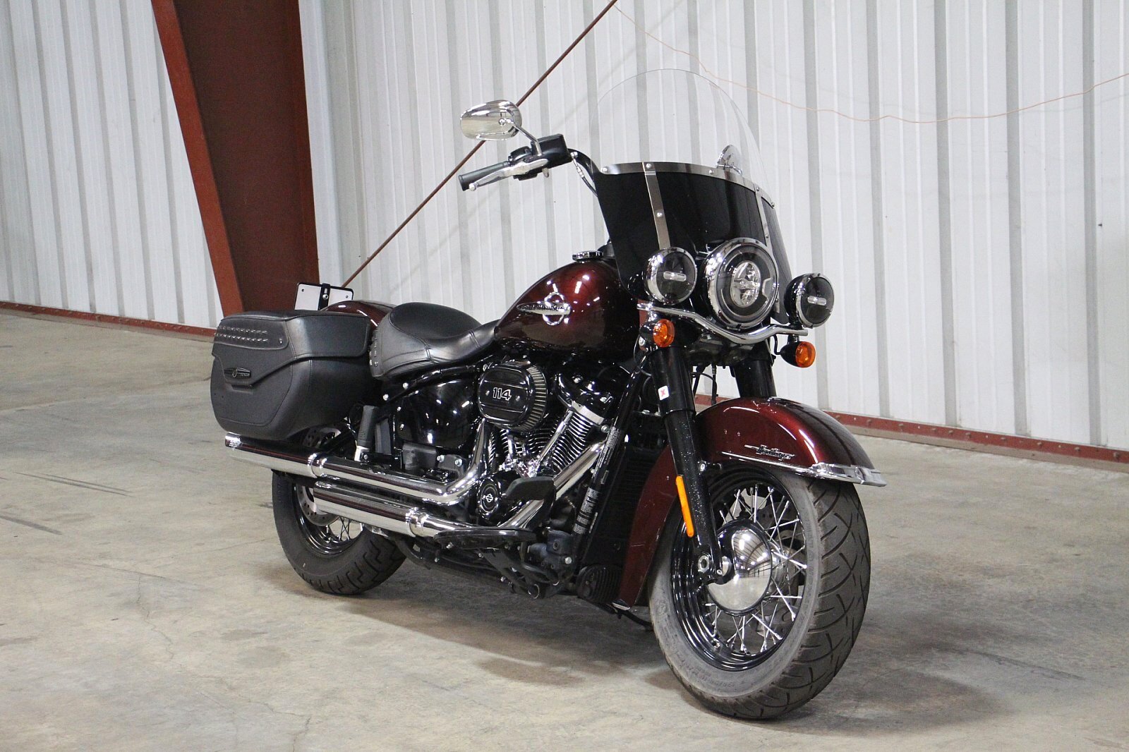 2018 Harley-Davidson FLHCS [4]