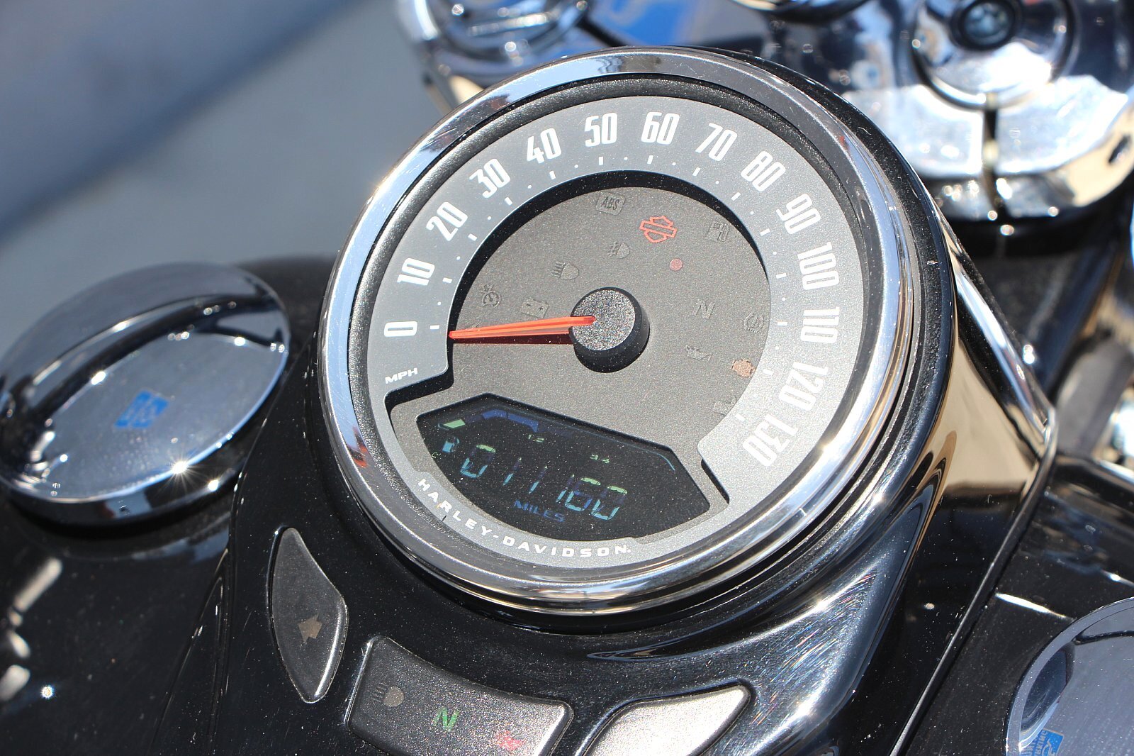 2019 Harley-Davidson Slim [17]