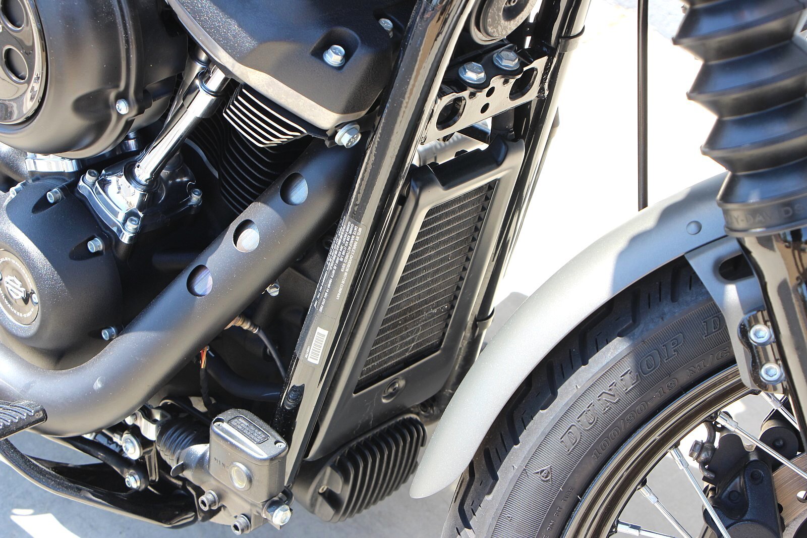 2019 Harley-Davidson Street Bob [17]