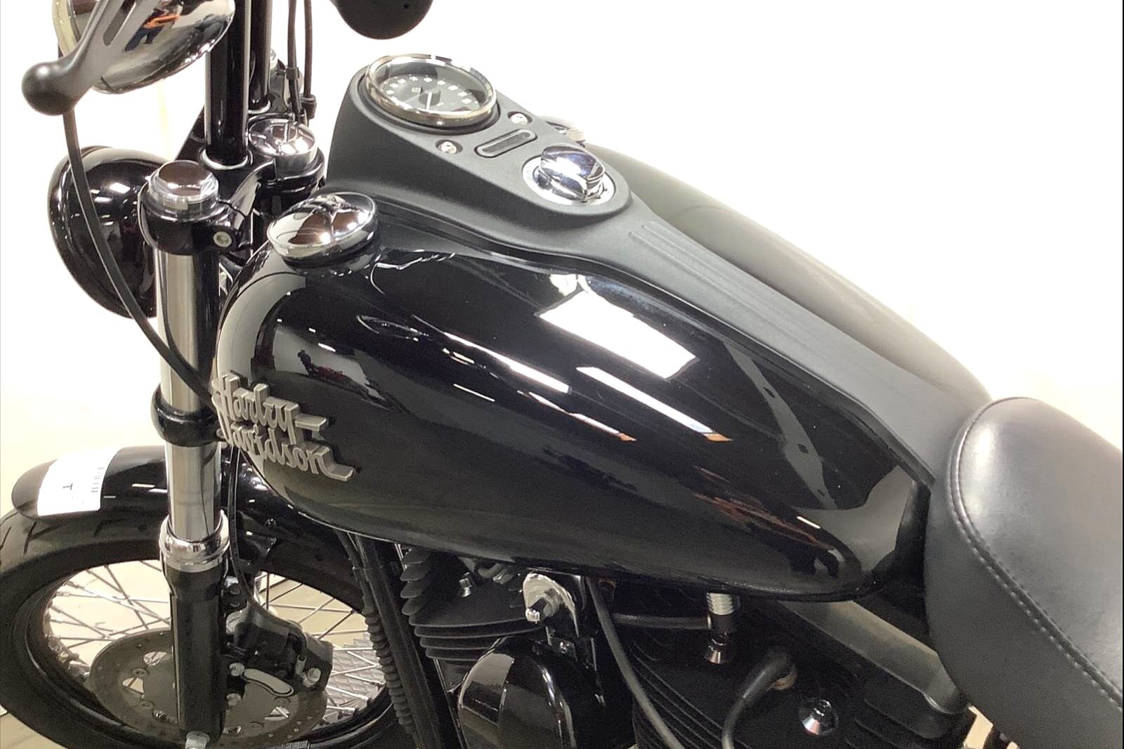 2017 Harley-Davidson Street Bob [4]