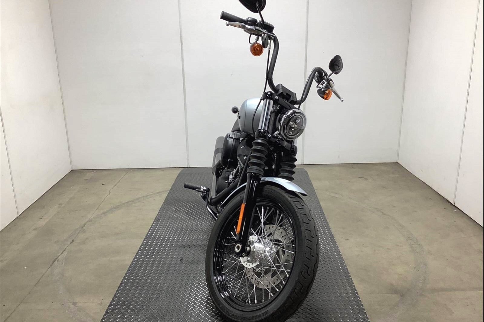 2020 Harley-Davidson Street Bob [1]