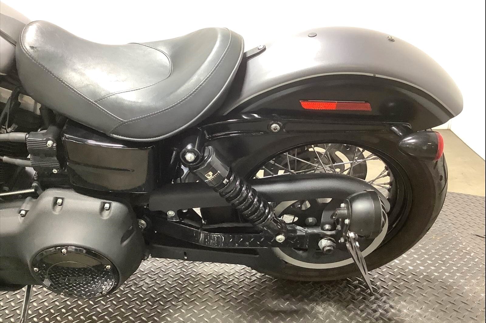 2017 Harley-Davidson Street Bob [7]