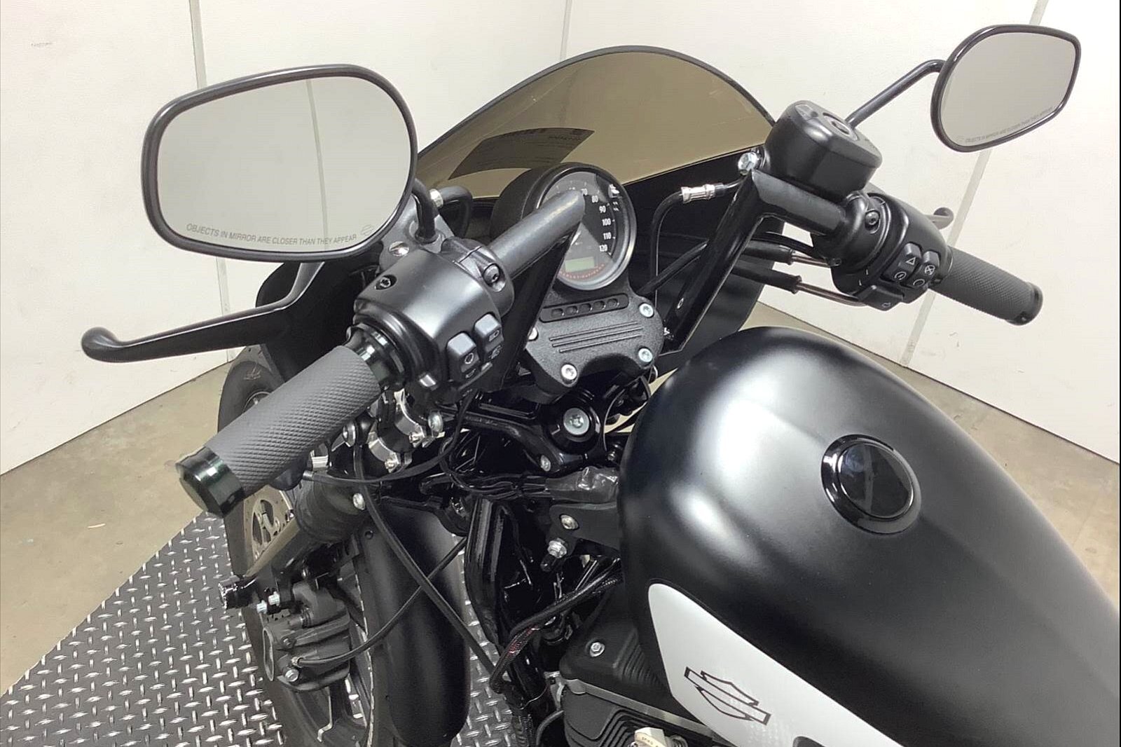 Harley-Davidson [4]