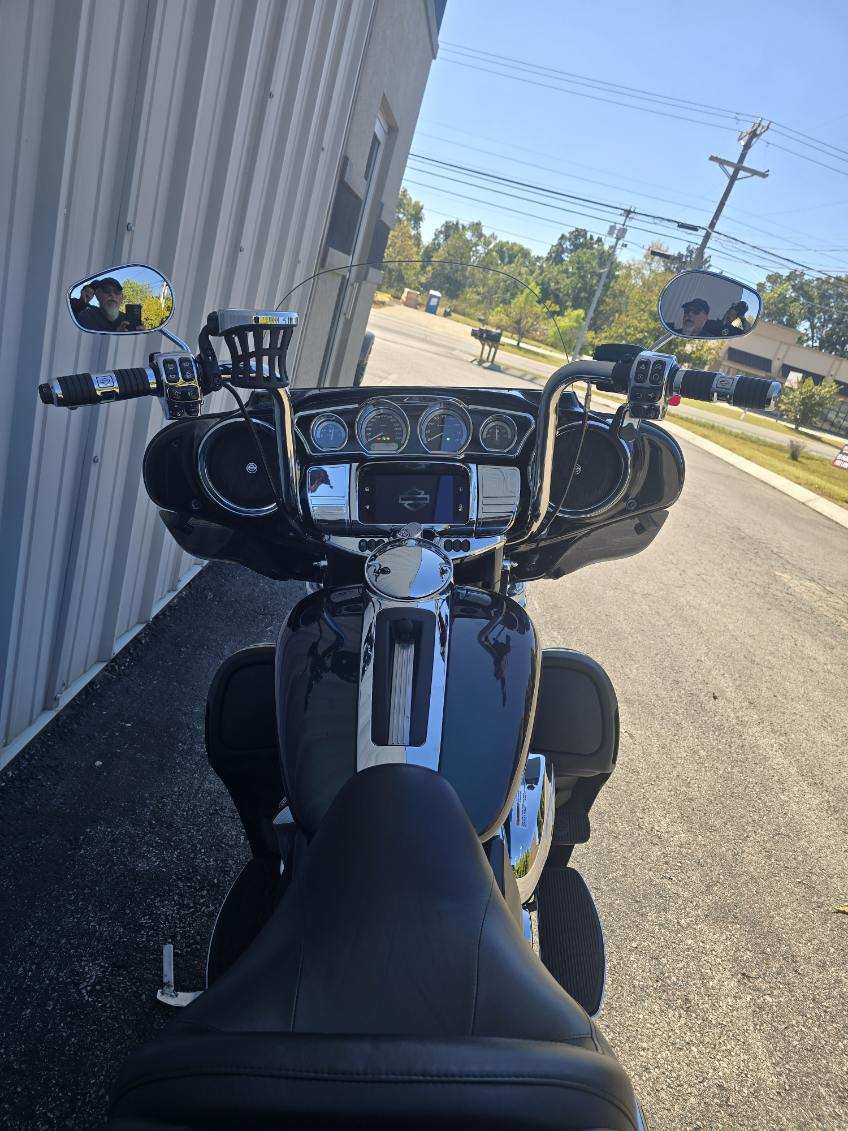2021 Harley-Davidson Electra Glide Ultra Limited [3]